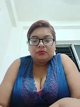 Snapshot of Elie_Hallway chatting on July 1, 6:40 pm Elie Hallway online show from July 1, 6:40 pm