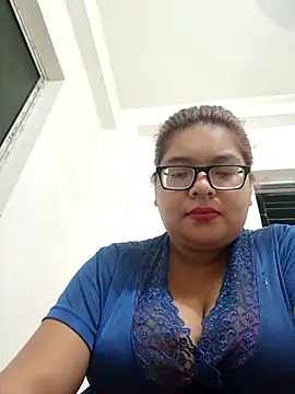 Snapshot of Elie_Hallway chatting on July 18, 6:23 pm Elie Hallway online show from July 18, 6:23 pm