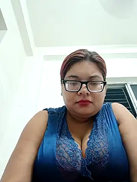 Snapshot of Elie_Hallway chatting on July 26, 6:48 pm Elie Hallway online show from July 26, 6:48 pm