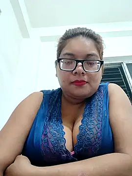 Snapshot of Elie_Hallway chatting on July 31, 5:34 pm Elie Hallway online show from July 31, 5:34 pm