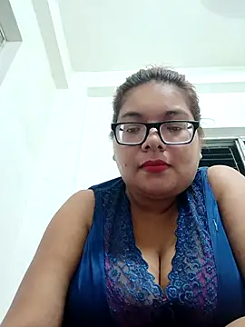 Snapshot of Elie_Hallway chatting on August 1, 5:01 pm Elie Hallway online show from August 1, 5:01 pm
