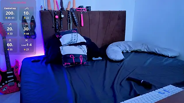 Iam kimh online show from March 31, 5:13 pm