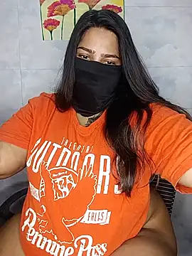 Snapshot of Cute_G chatting on May 16, 7:23 pm Cute G online show from May 16, 7:23 pm