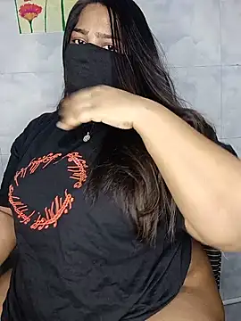 Snapshot of Cute_G chatting on June 3, 6:46 pm Cute G online show from June 3, 6:46 pm