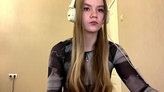 AgnesShy  online show from March 3, 8:09 am