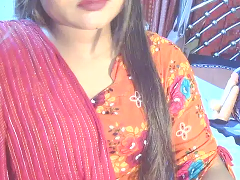 Snapshot of Nusrat_Faria chatting on May 14, 7:31 pm Nusrat Faria online show from May 14, 7:31 pm