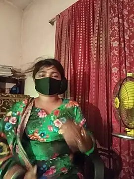 Snapshot of Nusrat_Faria chatting on June 9, 8:53 pm Nusrat Faria online show from June 9, 8:53 pm