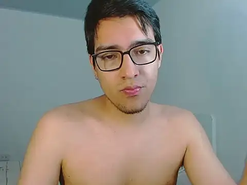 Snapshot of NickFin chatting on July 17, 3:02 am NickFin online show from July 17, 3:02 am
