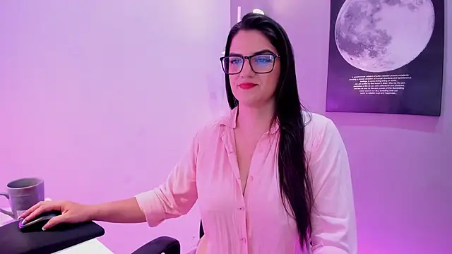 Snapshot of Valenvega_ chatting on February 9, 12:20 pm Valenvega online show from February 9, 12:20 pm