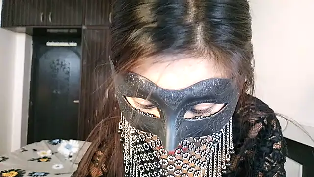 Snapshot of Alina_Teen chatting on May 25, 8:20 am Alina Teen online show from May 25, 8:20 am