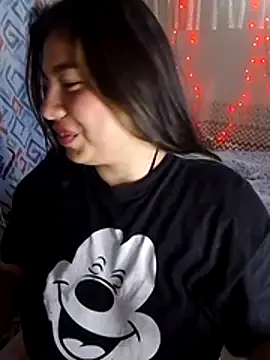 SakuraDoll7u7 online show from April 11, 1:43 am