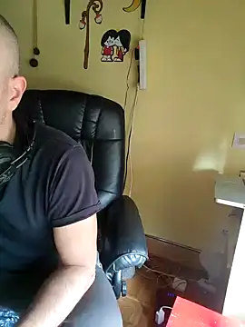 Snapshot of dollar_sub chatting on March 8, 3:05 pm dollar sub online show from March 8, 3:05 pm