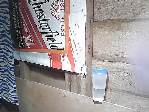 Snapshot of sexymom_siovie chatting on February 8, 7:12 am sexymom siovie online show from February 8, 7:12 am