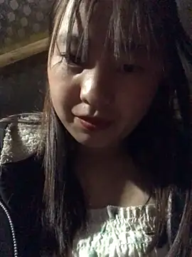 honeyyy110 online show from February 8, 2:42 pm