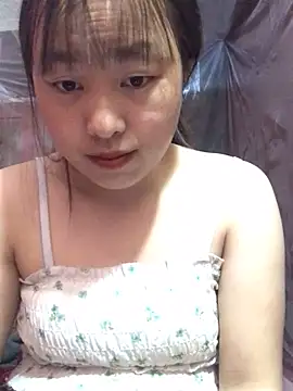 honeyyy110 online show from March 2, 2:25 am