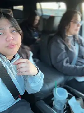 Snapshot of KittyTatts chatting on February 10, 11:31 pm KittyTatts online show from February 10, 11:31 pm