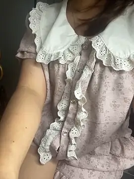 Snapshot of Mary_006 chatting on May 15, 7:21 pm Mary 006 online show from May 15, 7:21 pm