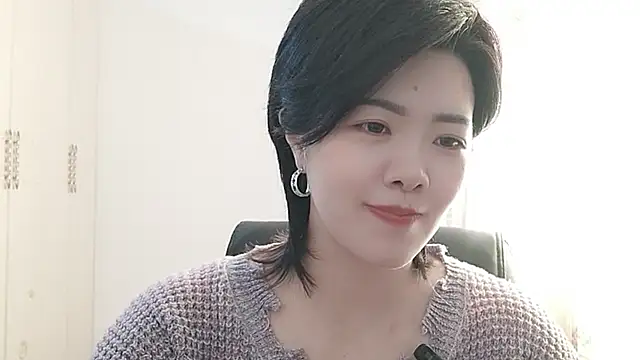 Snapshot of Nikishine chatting on February 22, 5:08 am Nikishine online show from February 22, 5:08 am