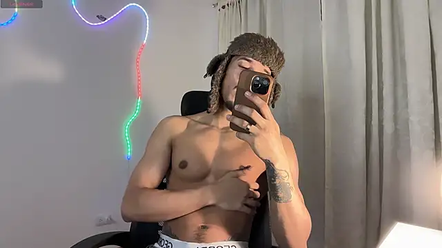 rafael stone11 online show from February 28, 2:56 am