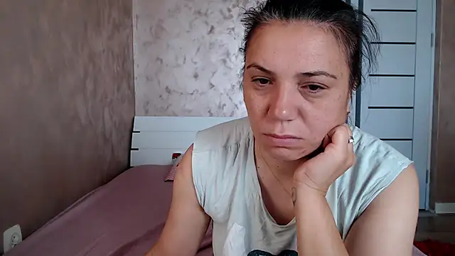 Snapshot of LorraGrey chatting on July 5, 3:34 am LorraGrey online show from July 5, 3:34 am