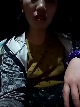 hot-luna- online show from February 18, 12:45 pm