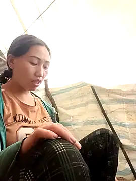 hot-luna- online show from February 24, 1:14 am