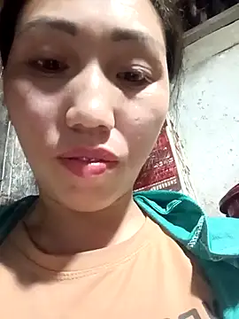 hot-luna- online show from February 28, 12:39 pm