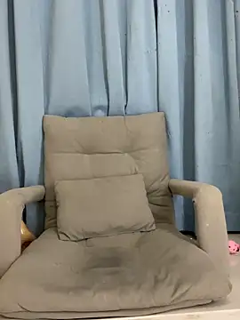 Snapshot of kate_s chatting on June 12, 12:26 pm kate s online show from June 12, 12:26 pm