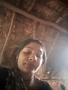 Snapshot of Hotty_raghni chatting on February 18, 2:40 am Hotty raghni online show from February 18, 2:40 am