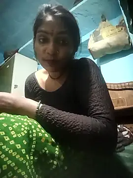 Snapshot of Hotty_raghni chatting on February 18, 3:08 pm Hotty raghni online show from February 18, 3:08 pm