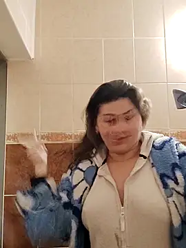 Snapshot of Soli9999 chatting on February 2, 6:34 am Soli9999 online show from February 2, 6:34 am