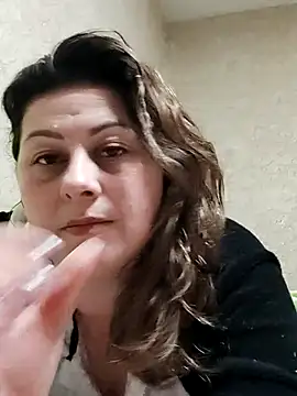 Snapshot of Soli9999 chatting on February 8, 6:44 pm Soli9999 online show from February 8, 6:44 pm