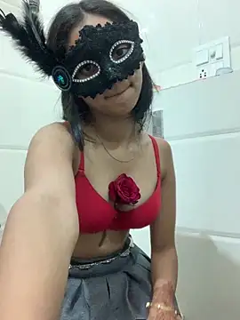 HEENA-STRIP online show from February 15, 7:54 pm