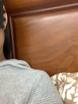 HEENA-STRIP online show from February 27, 9:53 am