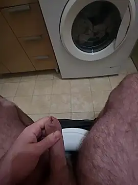 Snapshot of Heyyo3 chatting on February 28, 10:16 am Heyyo3 online show from February 28, 10:16 am