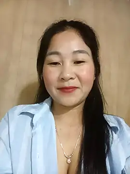Snapshot of Dunk-namic chatting on May 3, 11:55 pm Dunk-namic online show from May 3, 11:55 pm