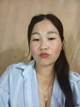 Snapshot of Dunk-namic chatting on May 15, 8:32 am Dunk-namic online show from May 15, 8:32 am