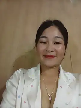 Snapshot of Dunk-namic chatting on May 18, 8:53 am Dunk-namic online show from May 18, 8:53 am