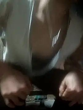 Momo-biki online show from April 24, 10:12 pm