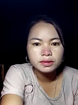 Snapshot of emlylyxinh chatting on February 22, 2:04 pm emlylyxinh online show from February 22, 2:04 pm