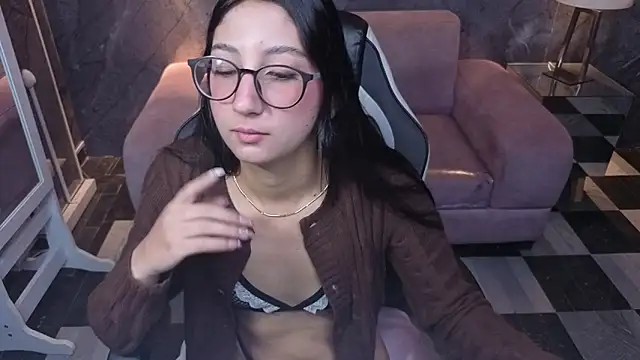 Sophie jones b online show from March 12, 1:17 pm