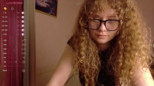 Milounee online show from February 28, 7:04 pm