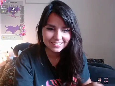 Snapshot of lovelyjinny chatting on February 3, 9:47 am lovelyjinny online show from February 3, 9:47 am