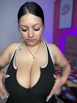 Miia  Taylor online show from March 16, 3:12 am