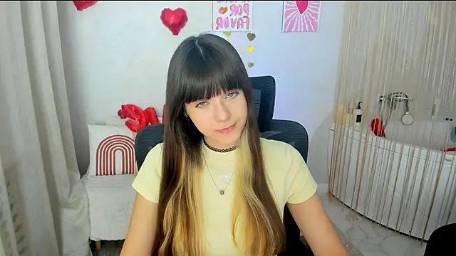 Snapshot of GentleTeas chatting on February 14, 6:26 pm GentleTeas online show from February 14, 6:26 pm