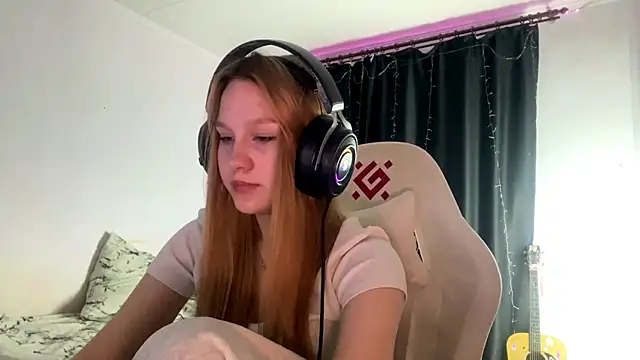 axin burnell online show from April 15, 5:31 pm