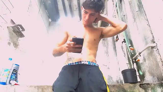 Snapshot of FlexxPrimee chatting on July 11, 3:26 pm FlexxPrimee online show from July 11, 3:26 pm
