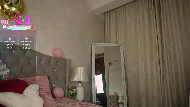 Snapshot of Celine_Noir chatting on February 23, 5:05 am Celine Noir online show from February 23, 5:05 am