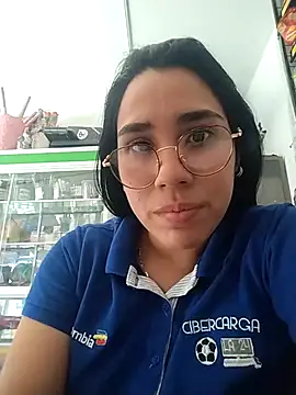 Snapshot of Jewelryprincess chatting on February 5, 7:29 pm Jewelryprincess online show from February 5, 7:29 pm