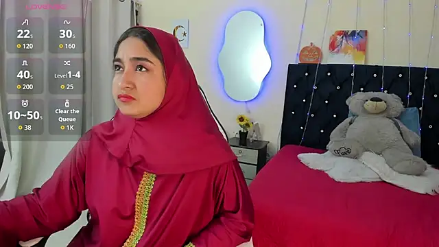 Snapshot of SamiraAwada chatting on May 1, 7:07 pm SamiraAwada online show from May 1, 7:07 pm